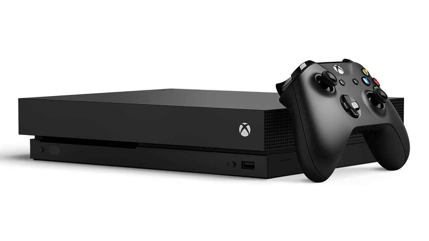 Die Xbox One X von Microsoft ist rund 100 Euro teurer als die Konkurrenz PS4 Pro von Sony.