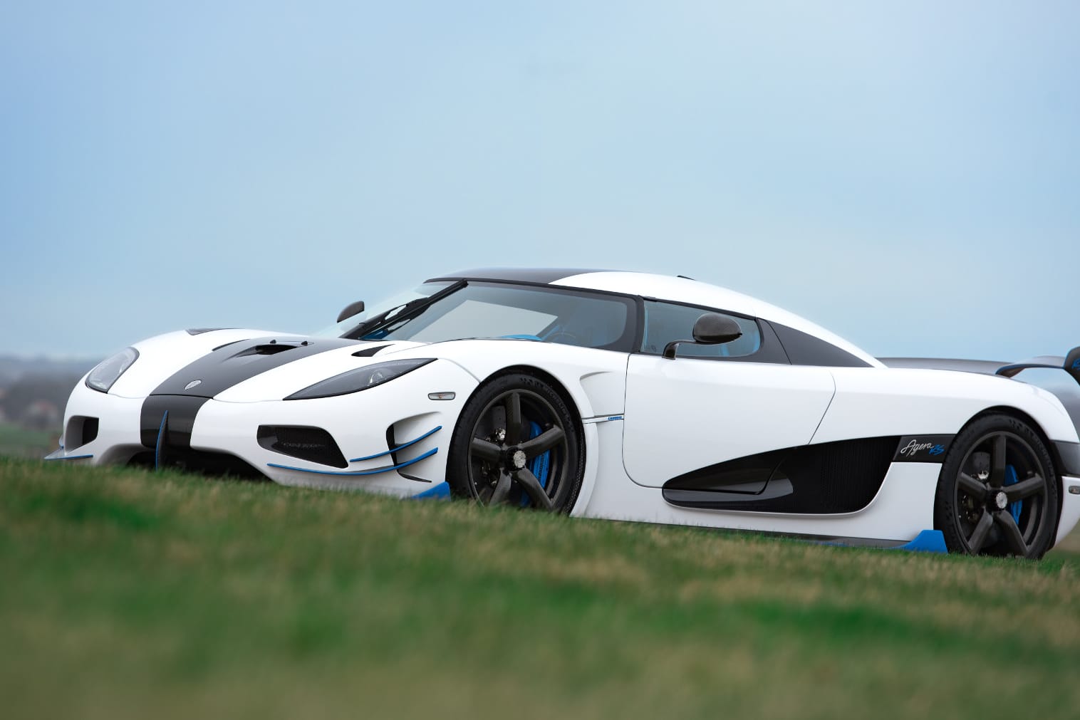 444,6 km/h ist der Koenigsegg Agera RS in Nevada nun gefahren: Weltrekord für ein straßenzugelassenes Auto.