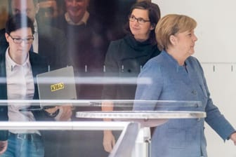 Auf dem Weg nach Jamaika? Kanzlerin Merkel, Grünen-Fraktionschefin Göring-Eckardt, FDP-Chef Lindner und CSU-Chef Seehofer in Berlin.