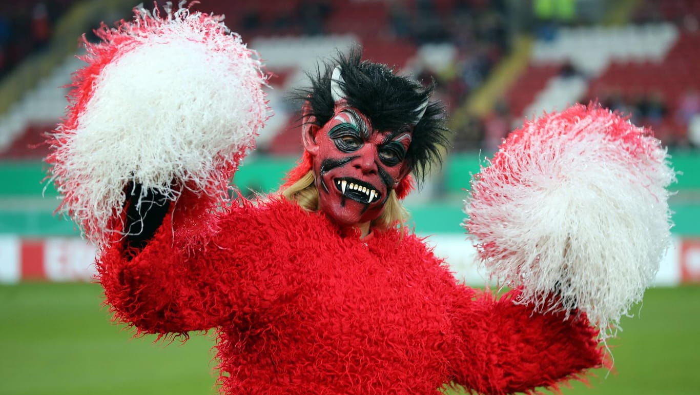 Die "Roten Teufel" sind die Maskottchen des 1. FC Kaiserslautern.