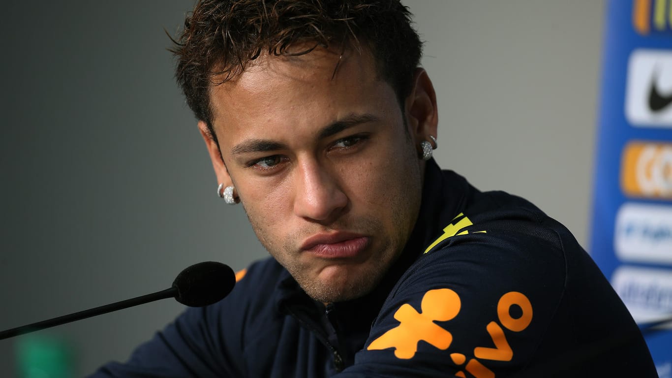 Nach dem Spiel gegen Japan brach Neymar in Tränen aus.