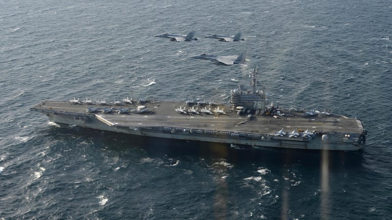Der us-amerikanische Flugzeugträger "Ronald Reagan": Ziel der Übung sei es, entschlossene Bereitschaft zu demonstrieren.