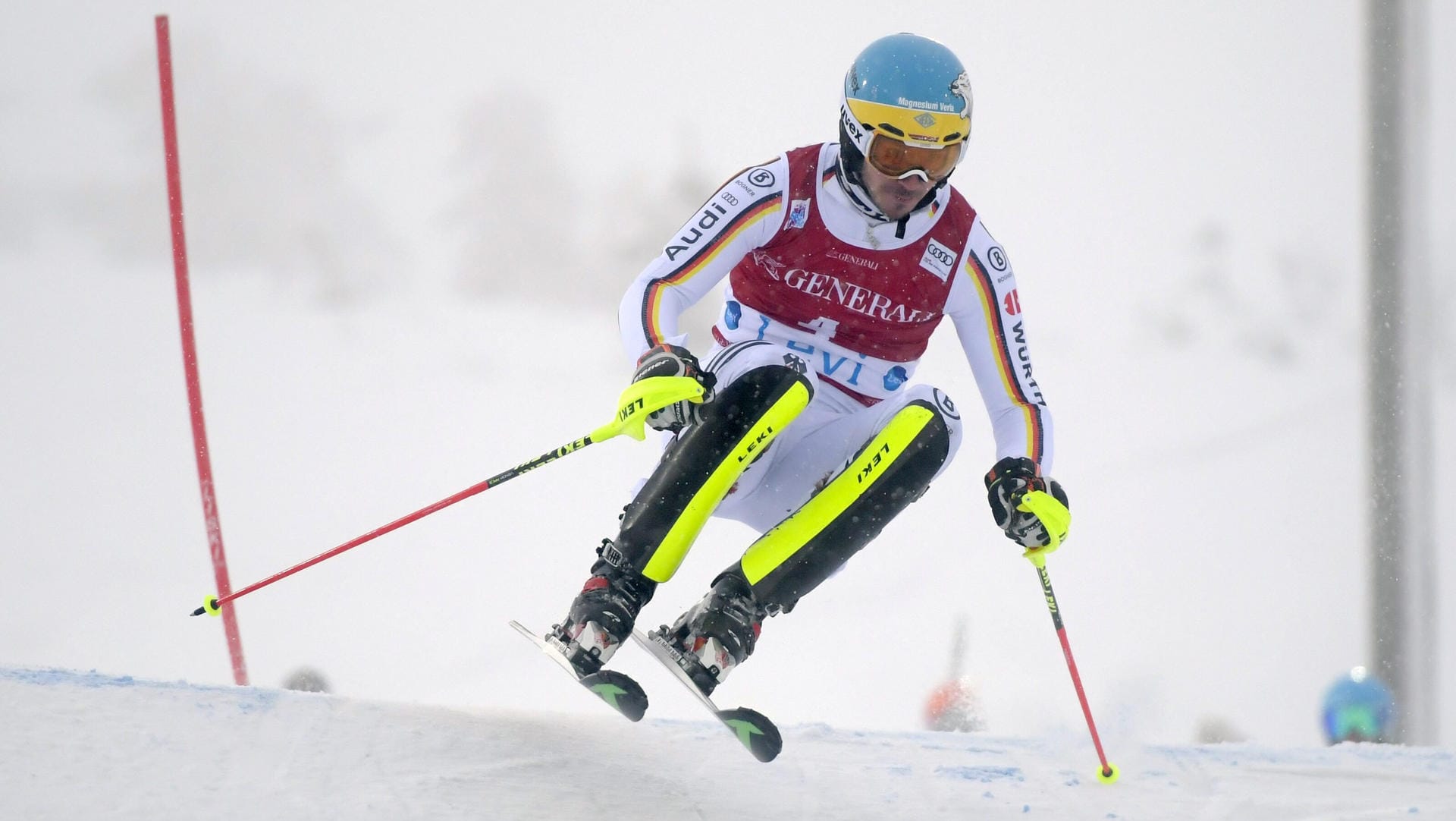 Felix Neureuther sicherte sich beim Saison-Auftakt im finnischen Levi den 1. Platz im Slalom.