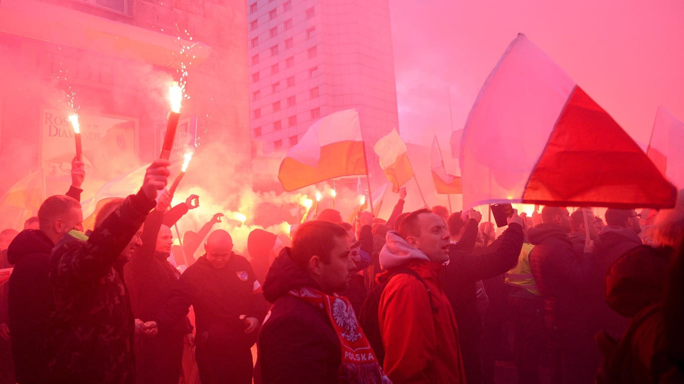 Teilnehmer der rechtsnationalen Kundgebung beim diesjährigen polnischen Unabhängigkeitstag