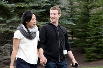 Mark Zuckerberg und seine Frau Priscilla Chan unterstützen die nächste Generation von Studenten.