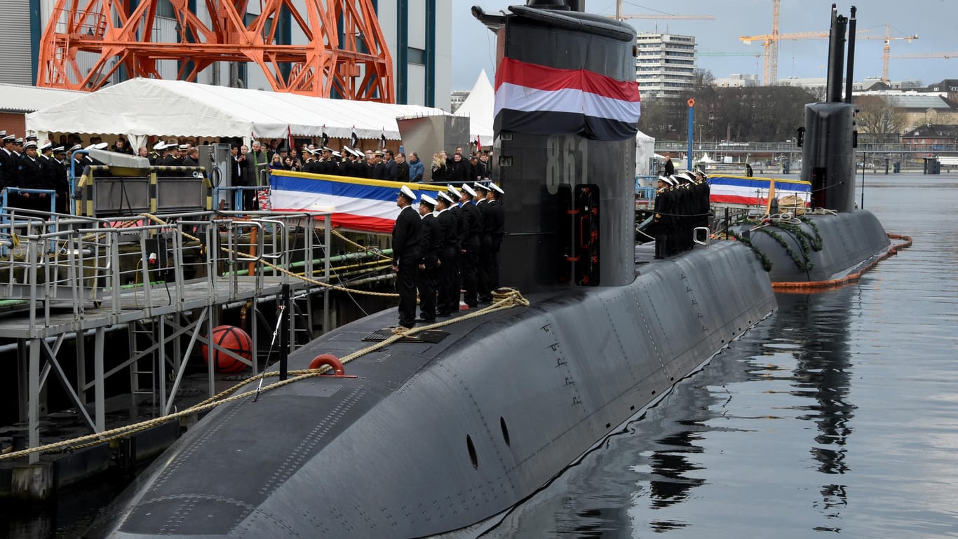 Übergabe eines neuen U-Bootes von ThyssenKrupp an die Marine Ägyptens: Die arabischen Staaten bleiben Hauptabnehmer deutscher Waffen.