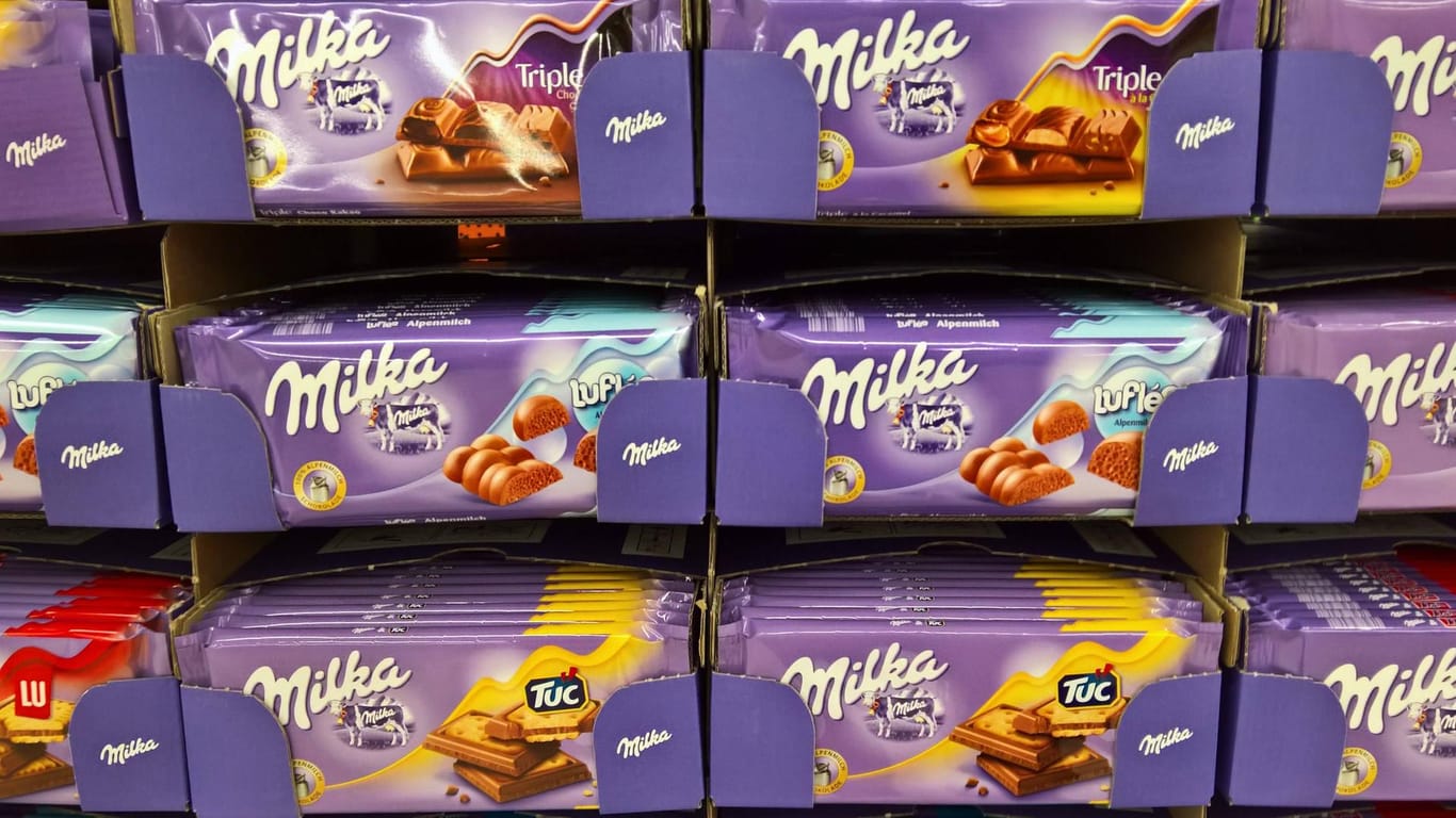Schokolade im Supermarktregal. (Symbolfoto)