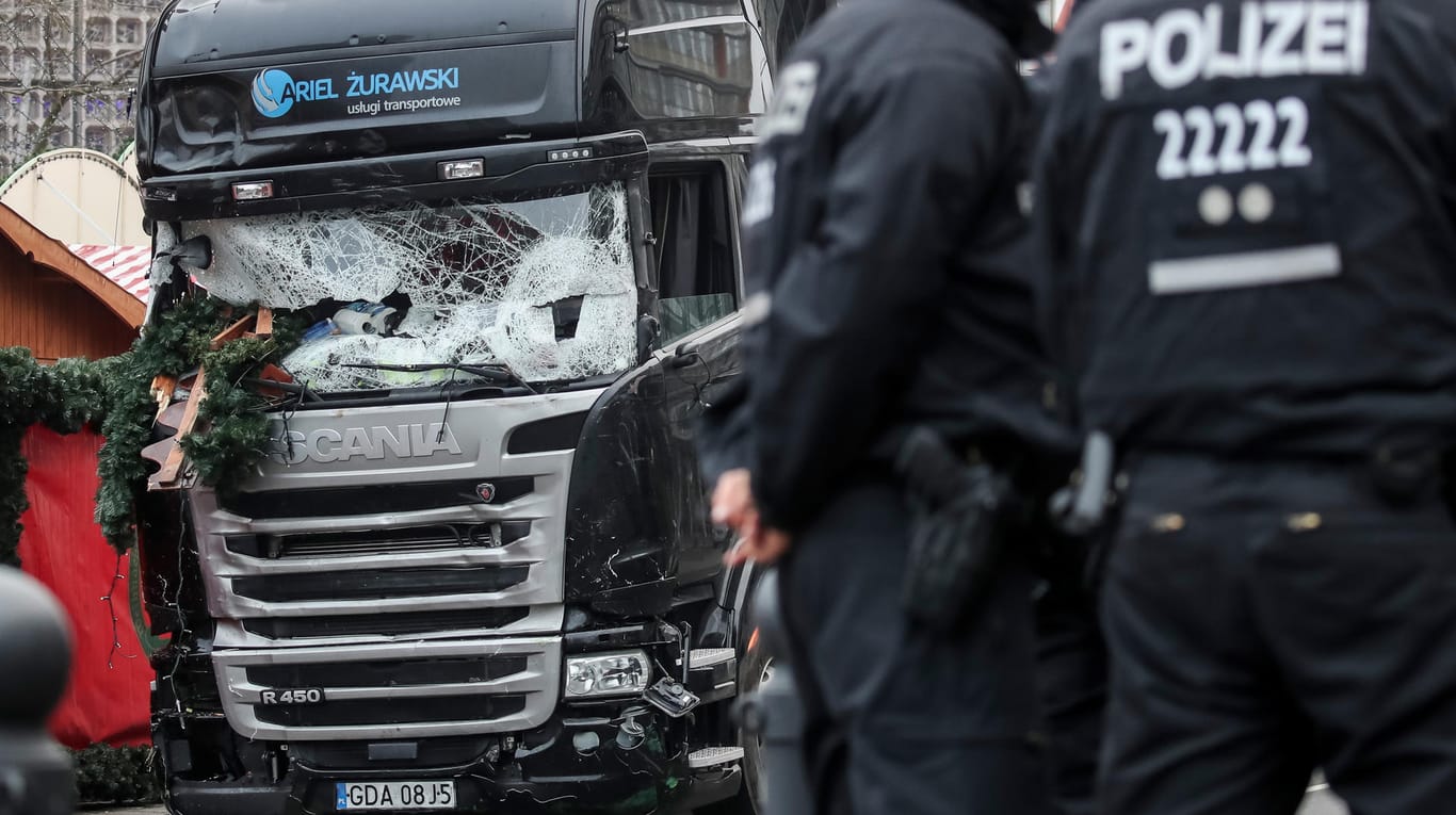 Polizisten nach dem Anschlag auf dem Breitscheidplatz in Berlin: In Europa ist die Zahl der Terroranschläge in den letzten Jahren gestiegen.