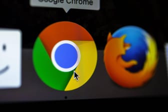 Die Symbole der beiden Browser Google Chrome und Mozilla Firefox nebeneinander