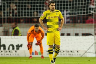 Ratlos: Dortmunds Keeper Bürki (hinten) und Sokratis.