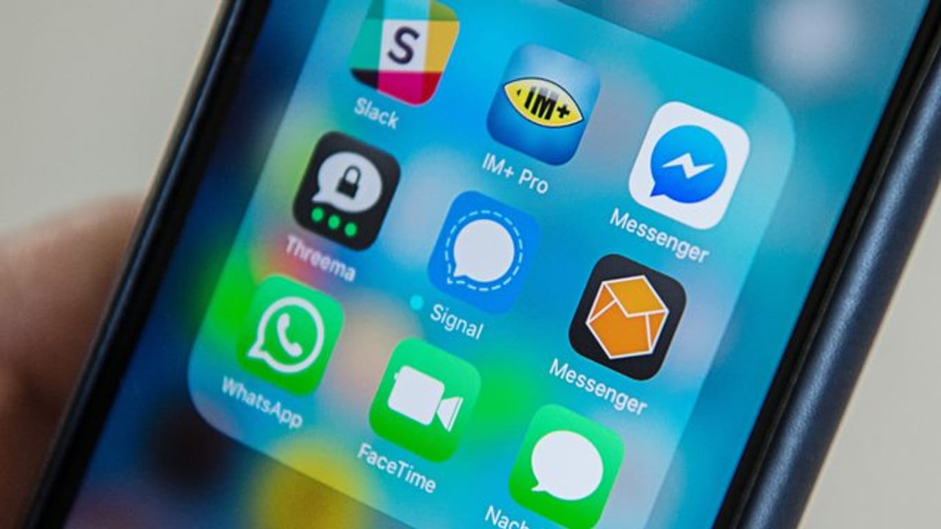 Immer online, imemr erreichbar: Messenger-Dienste auf einem Smartphone.