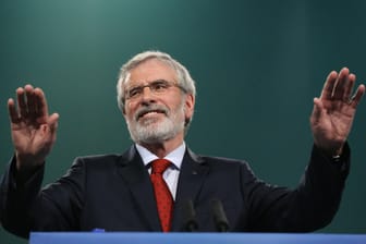 Sinn-Fein-Chef Adams gibt Parteivorsitz ab