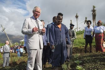 Prinz Charles besuchte auf der Insel Dominica die "Bellevue Chopin Farm".