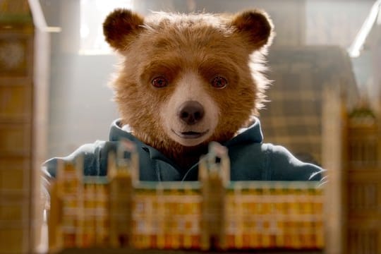 In "Paddington 2" will der Titelheld seiner Tante Lucy zum 100.