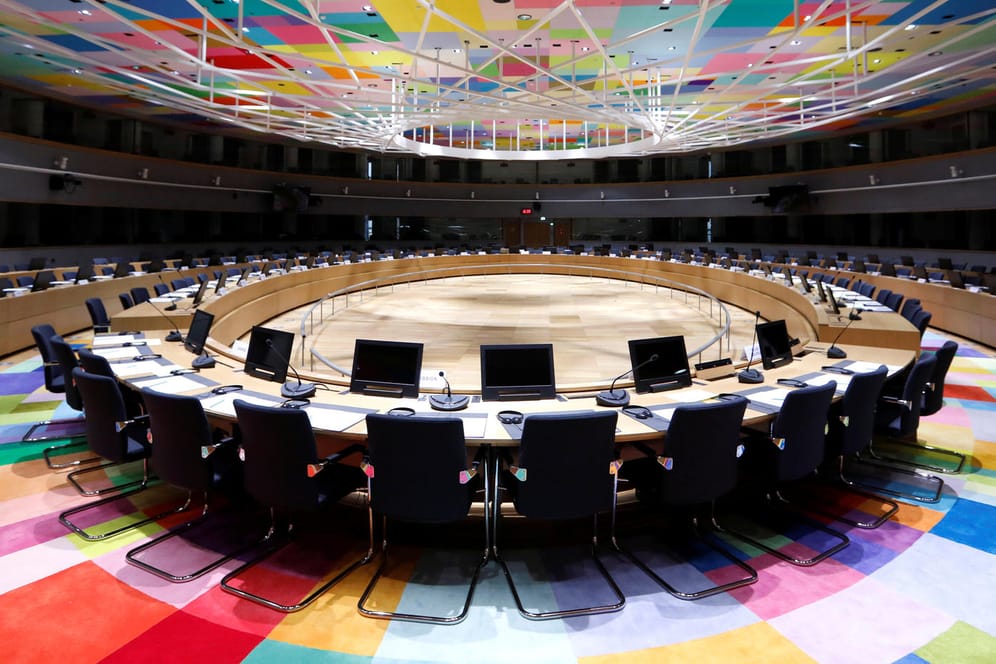 Bunte Machtzentrale: Der Sitzungssaal im neuen Gebäude des Europäischen Rats in Brüssel.