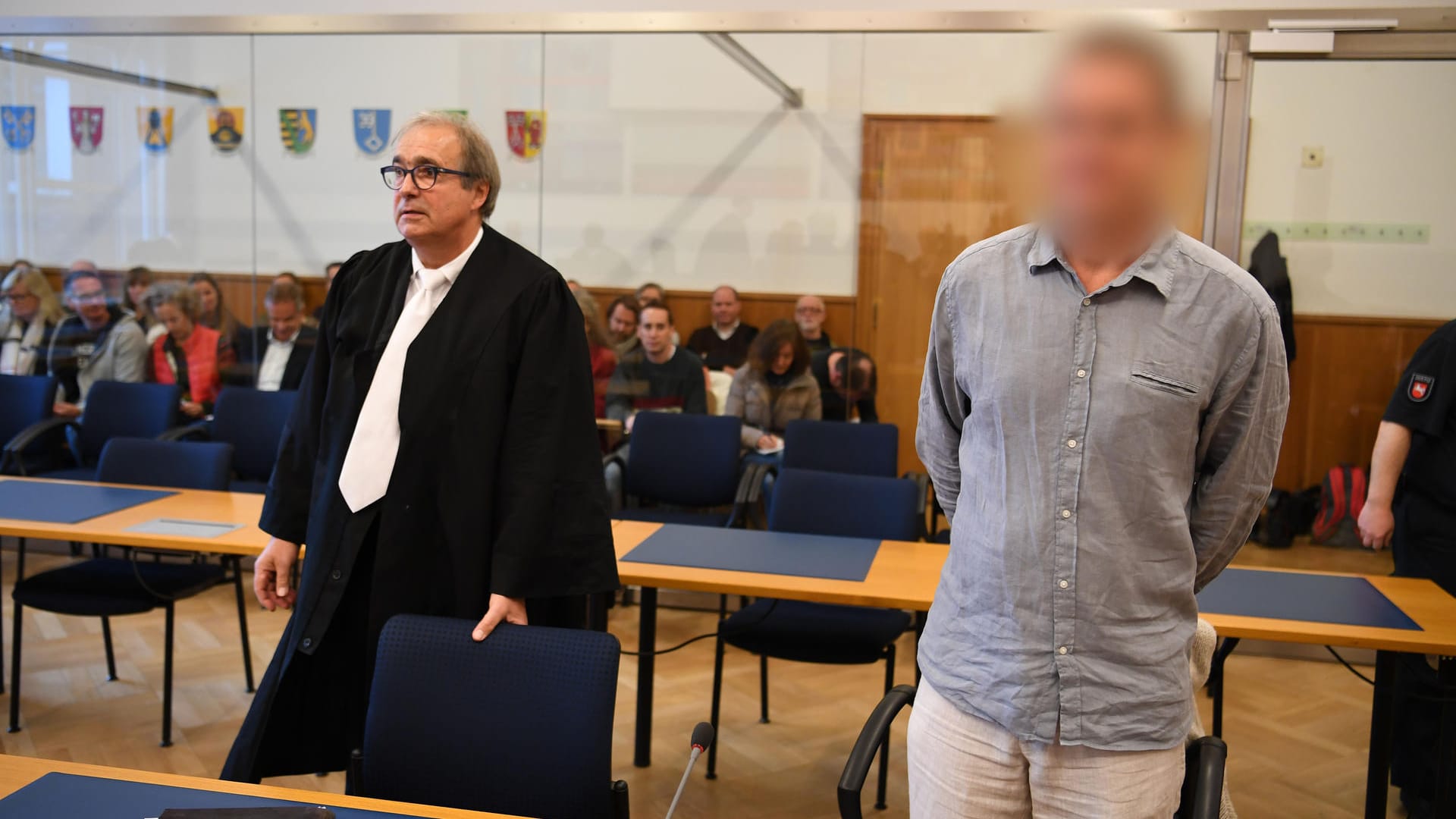 Der Angeklagte Stefan S. beim Auftakt des Prozesses Anfang November in Stade. Der Angeklagte Stefan S. beim Auftakt des Prozesses Anfang November in Stade.