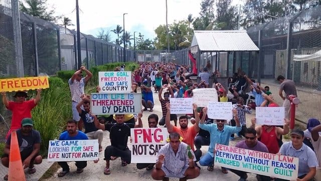 Geflüchtete im Auffanglager Manus Island (Papua-Neuguinea): Das UN-Flüchtlingshilfswerk fordert Australien zur Beendigung der humanitären Krise auf.