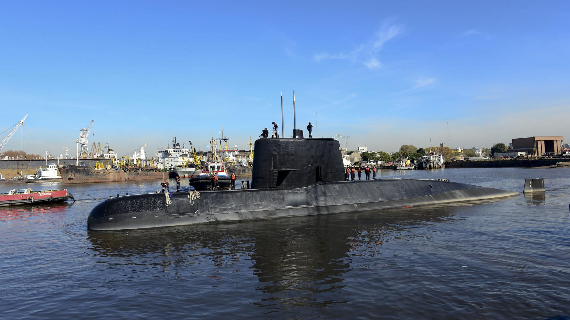 Die "ARA San Juan" im Hafen von Buenos Aires: Von dem U-Boot fehlt jede Spur. Die "ARA San Juan" im Hafen von Buenos Aires: Von dem U-Boot fehlt jede Spur.