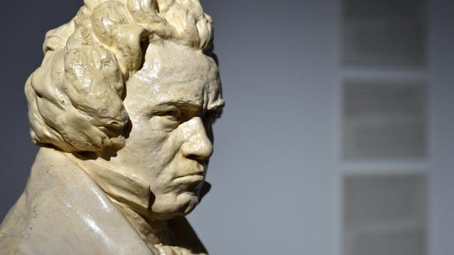 Eine Büste des Meisters.