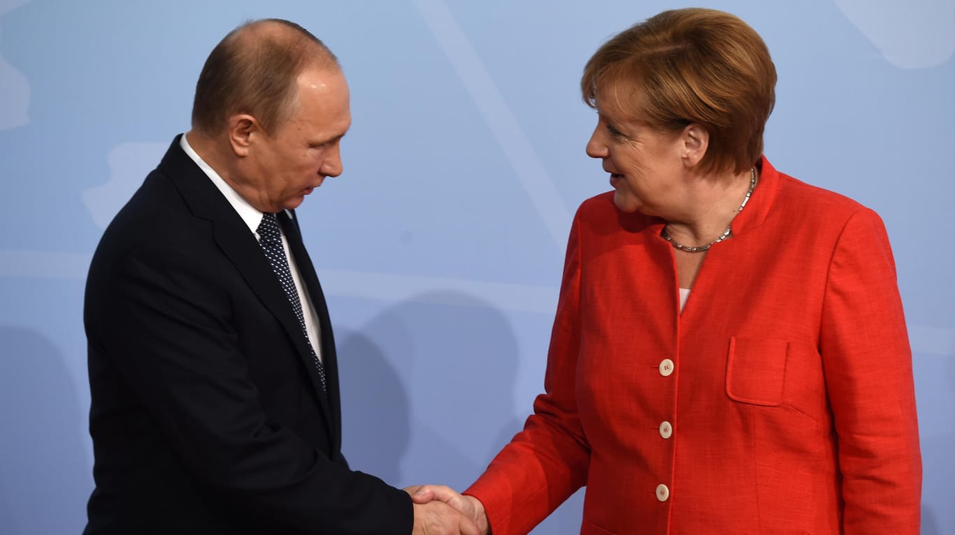 Sowohl Merkel als auch Putin wollen einen Schritt aufeinander zugehen.