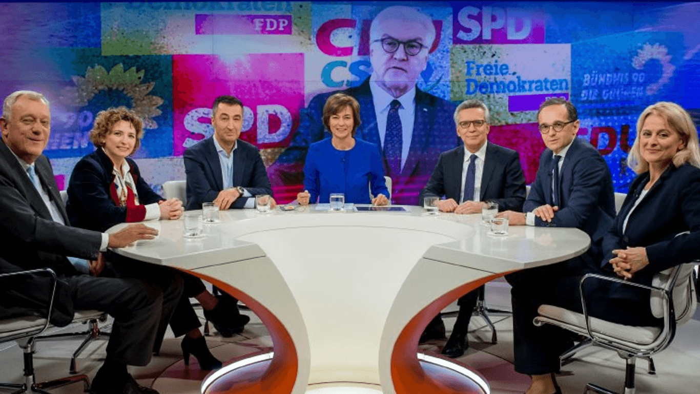 Gästerunde bei Maybrit Illner: Im Polit-Talk musste sich der SPD-Politiker Heiko Maas unangenehmen Fragen zur Haltung seiner Partei stellen.