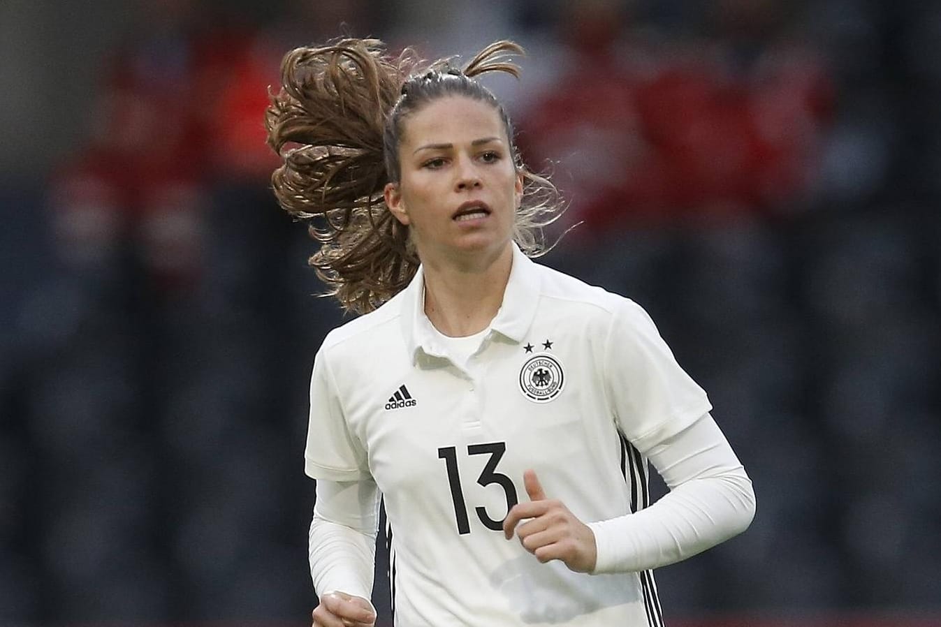 Melanie Leupolz feierte 2013 ihr Länderspiel-Debüt und hat mittlerweile 50 Partien für die deutsche Frauen-Nationalmannschaft absolviert.