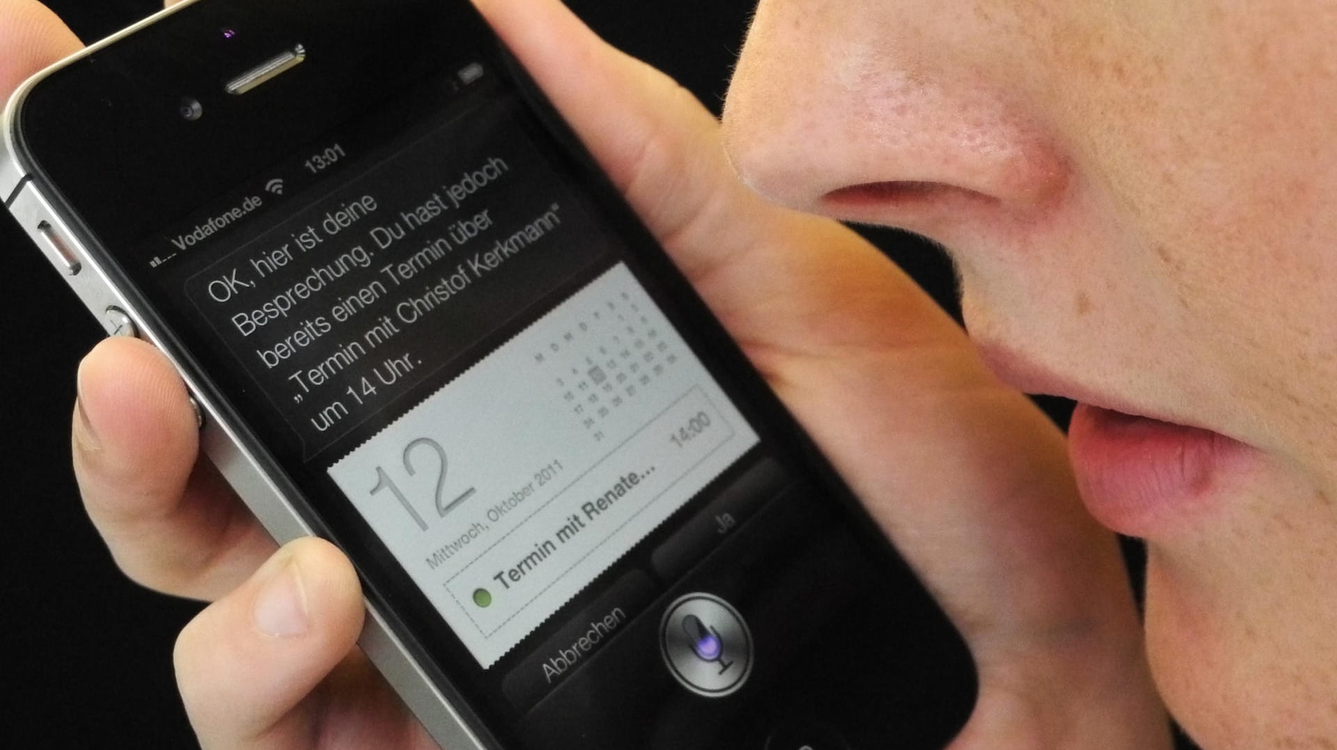 Die Apple-Sprachassistentin Siri interpretiert offenbar bestimmt Sprachbefehle falsch.