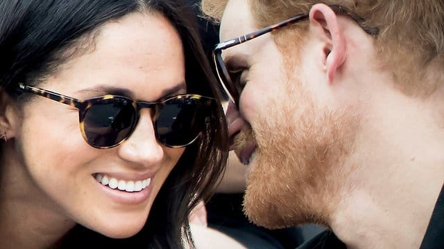 Der britische Prinz Harry und die Schauspielerin Meghan Markle: ganz nah. Der britische Prinz Harry und die Schauspielerin Meghan Markle: ganz nah.