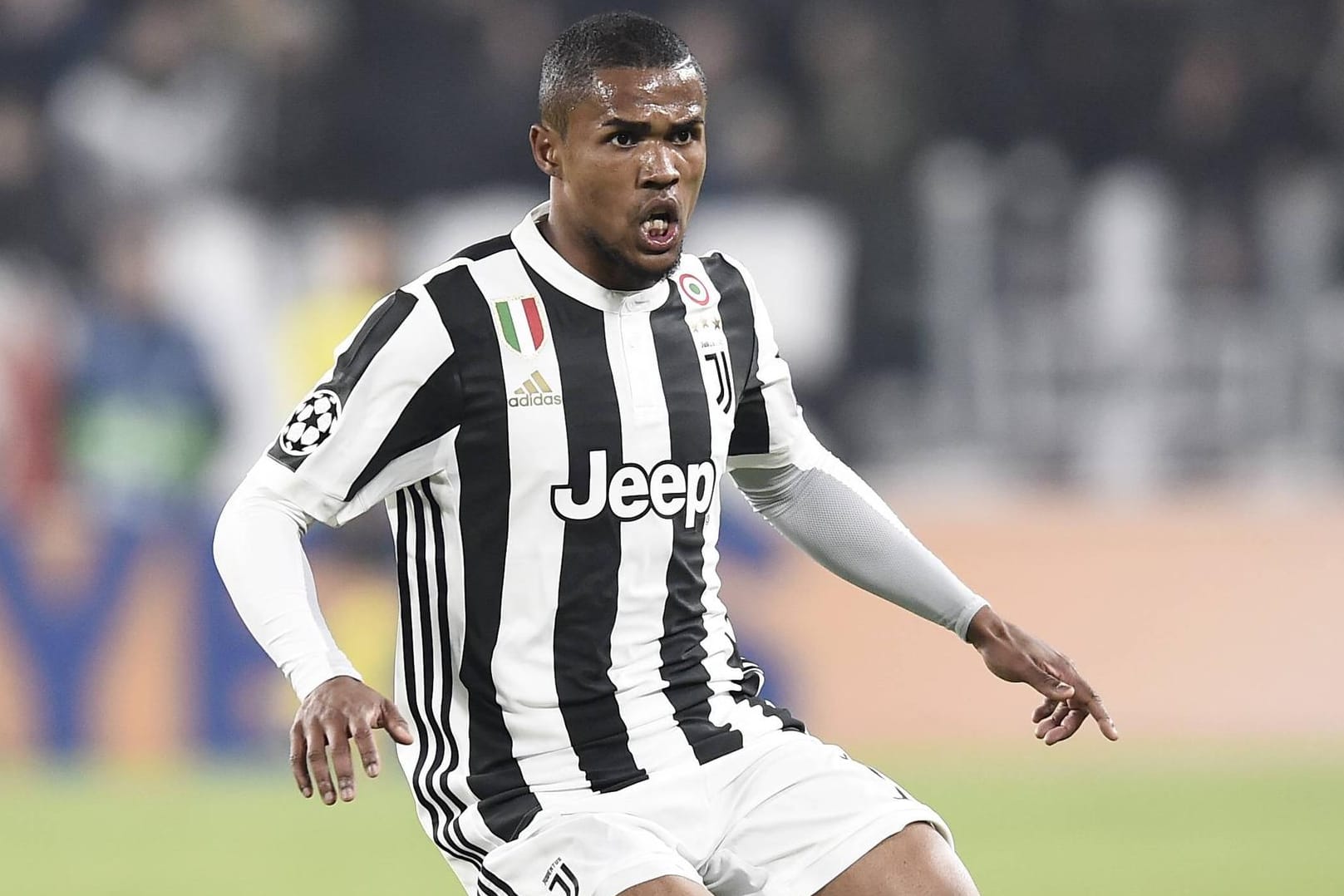 Douglas Costa wechselt endgültig zu Juventus Turin.