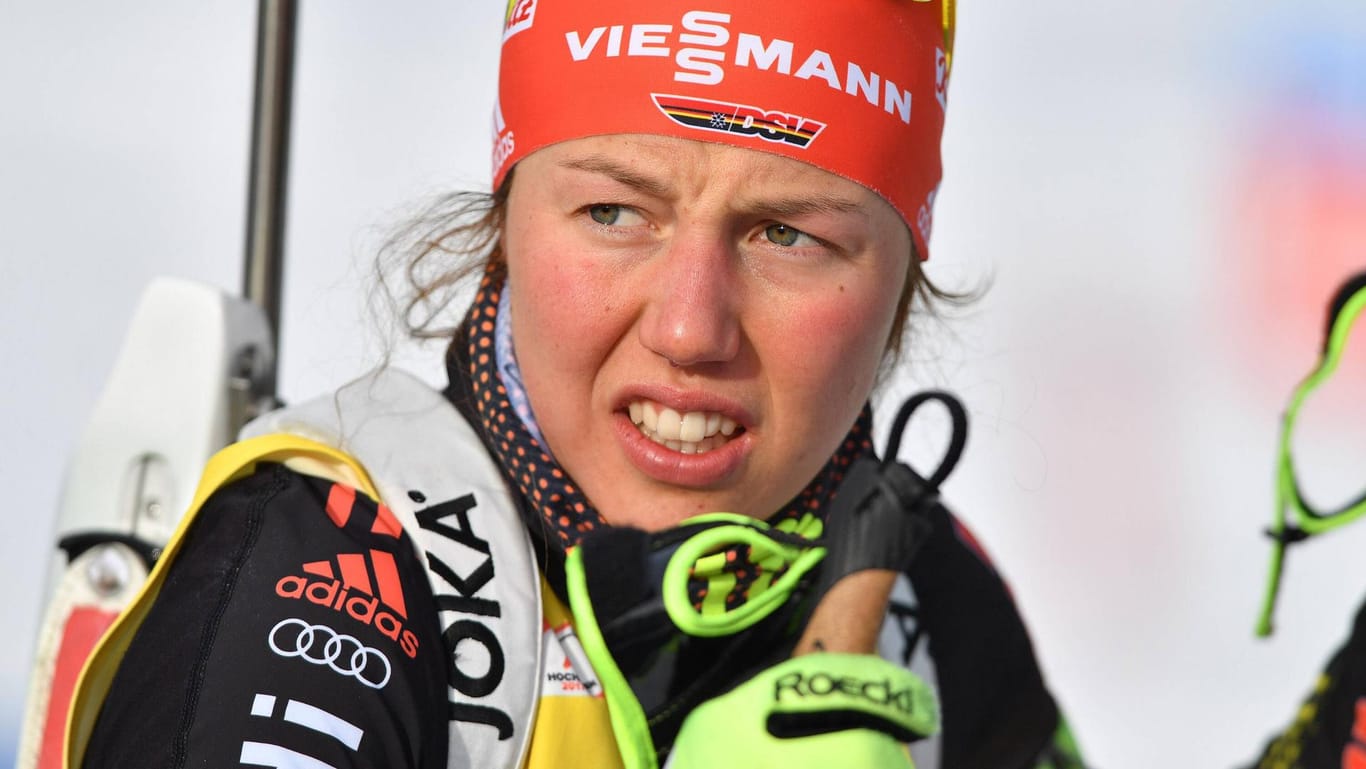 Laura Dahlmeier ist der Star des deutschen Biathlon-Teams. In Hochfilzen holte sie im Februar als erste Biathletin bei einer WM fünfmal Gold. Zum Auftakt der Saison 2016/17 fällt sie allerdings wegen einer Erkältung aus.