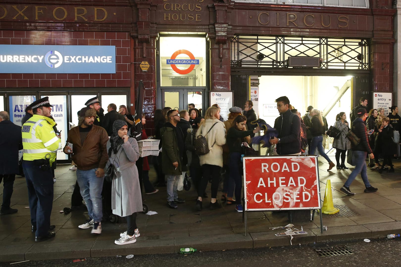 Die U-Bahn-Station Oxford Station in London: Terroralarm nach einem Streit am Bahnsteig.