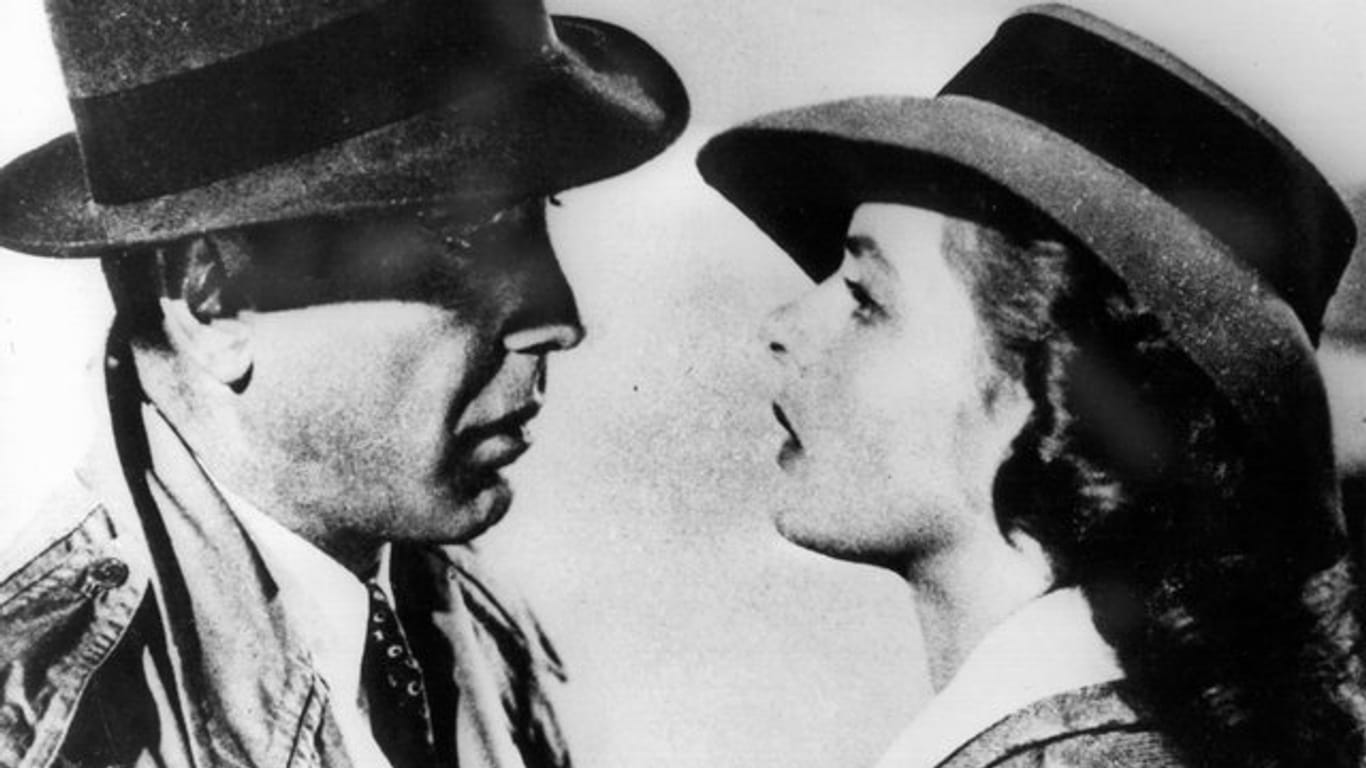 Humphrey Bogart als Rick und Ingrid Bergman als Ilsa im Filmklassiker "Casablanca" (1942).
