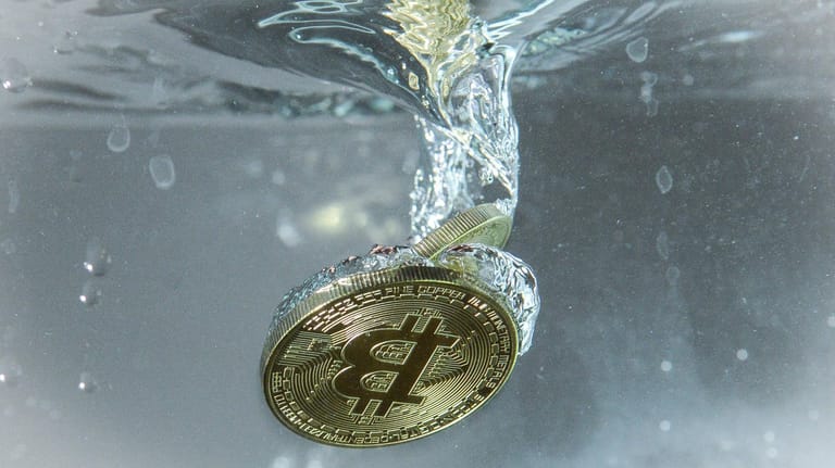 Bitcoin-Münze: Droht nach dem Hype der Absturz?