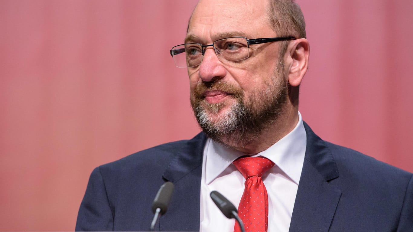 Angeschlagener SPD-Chef: Martin Schulz musste beim Bundeskongress der Jusos seinen Kurswechsel beim Thema Regierungsbeteiligung rechtfertigen.