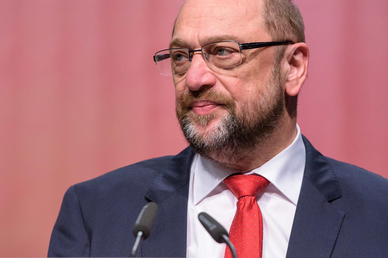 Angeschlagener SPD-Chef: Martin Schulz musste beim Bundeskongress der Jusos seinen Kurswechsel beim Thema Regierungsbeteiligung rechtfertigen.