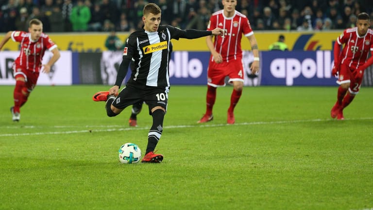 Thorgan Hazard traf per Elfmeter zum 1:0 für Mönchengladbach.