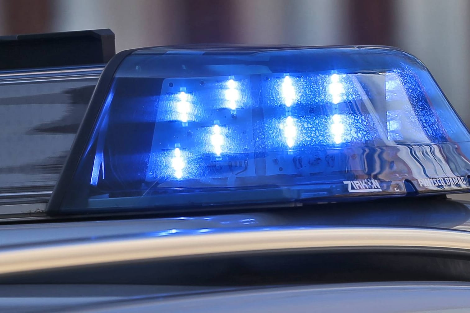 Die Kriminalpolizei hat die Ermittlungen aufgenommen.