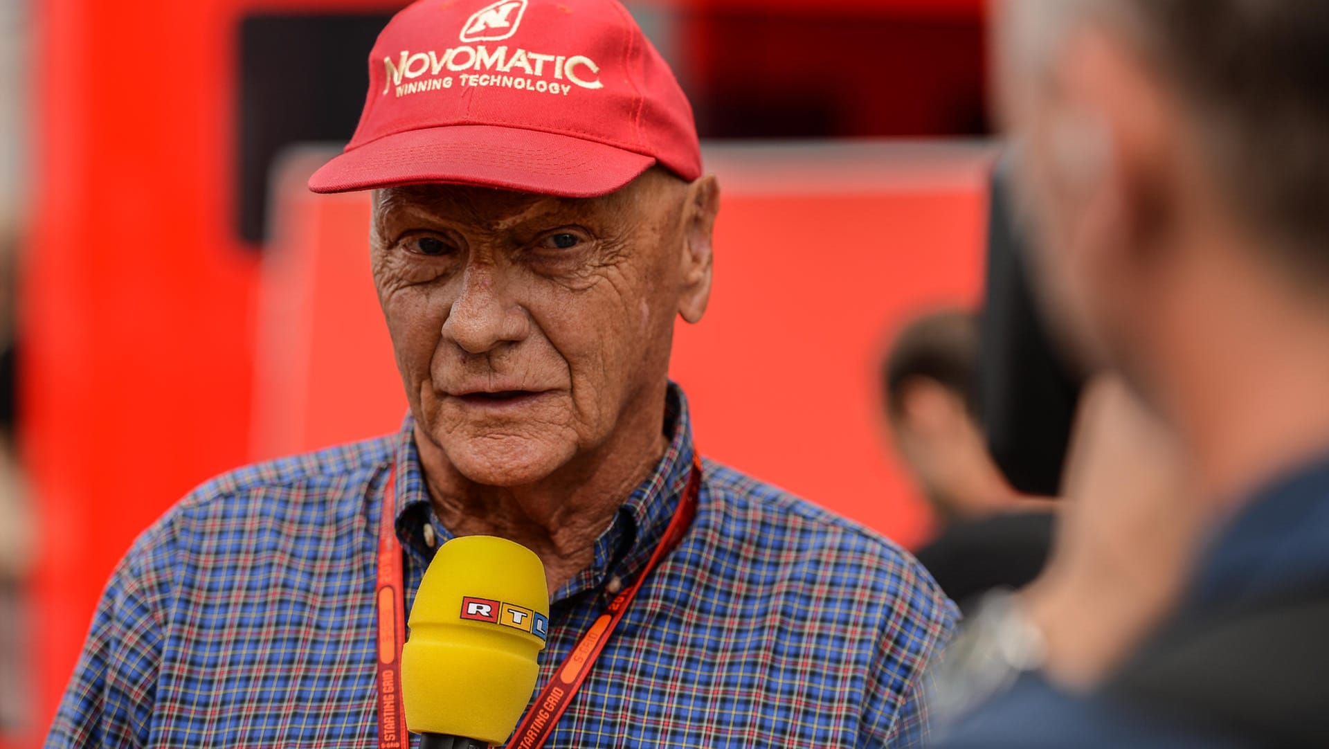 Niki Lauda war 22 Jahre Formel-1-Experte bei RTL: In Abu Dhabi verkündete er überraschend seinen Abschied. Niki Lauda war 22 Jahre Formel-1-Experte bei RTL: In Abu Dhabi verkündete er überraschend seinen Abschied.