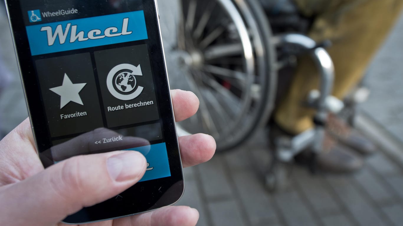 Die Navigations-App für Rollstuhlfahrer "Wheel" ermöglicht es, bestimmte rollstuhlgerechte Routen zu finden.