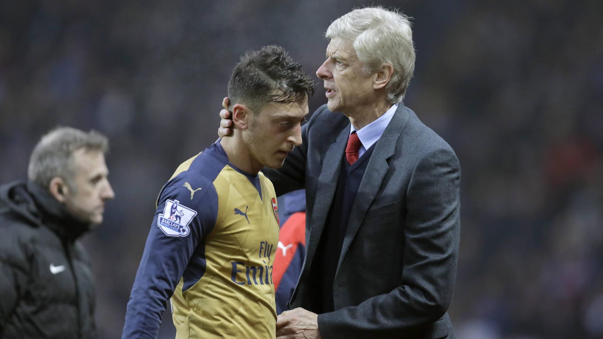 Erprobtes Duo: Özil (li.) und Wenger.