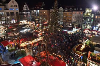 Auch der Weihnachtsmarkt in Jena ist in diesem Jahr von etwas kürzerer Dauer als 2016.