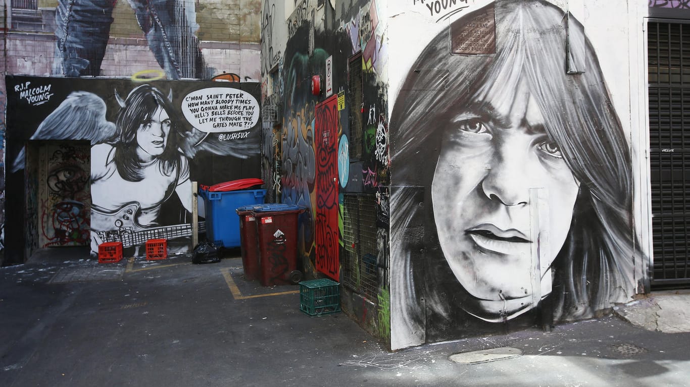 Auch zu diesem Kunstwerk in der AC/DC-Lane in Melbourne pilgerten viele Fans.