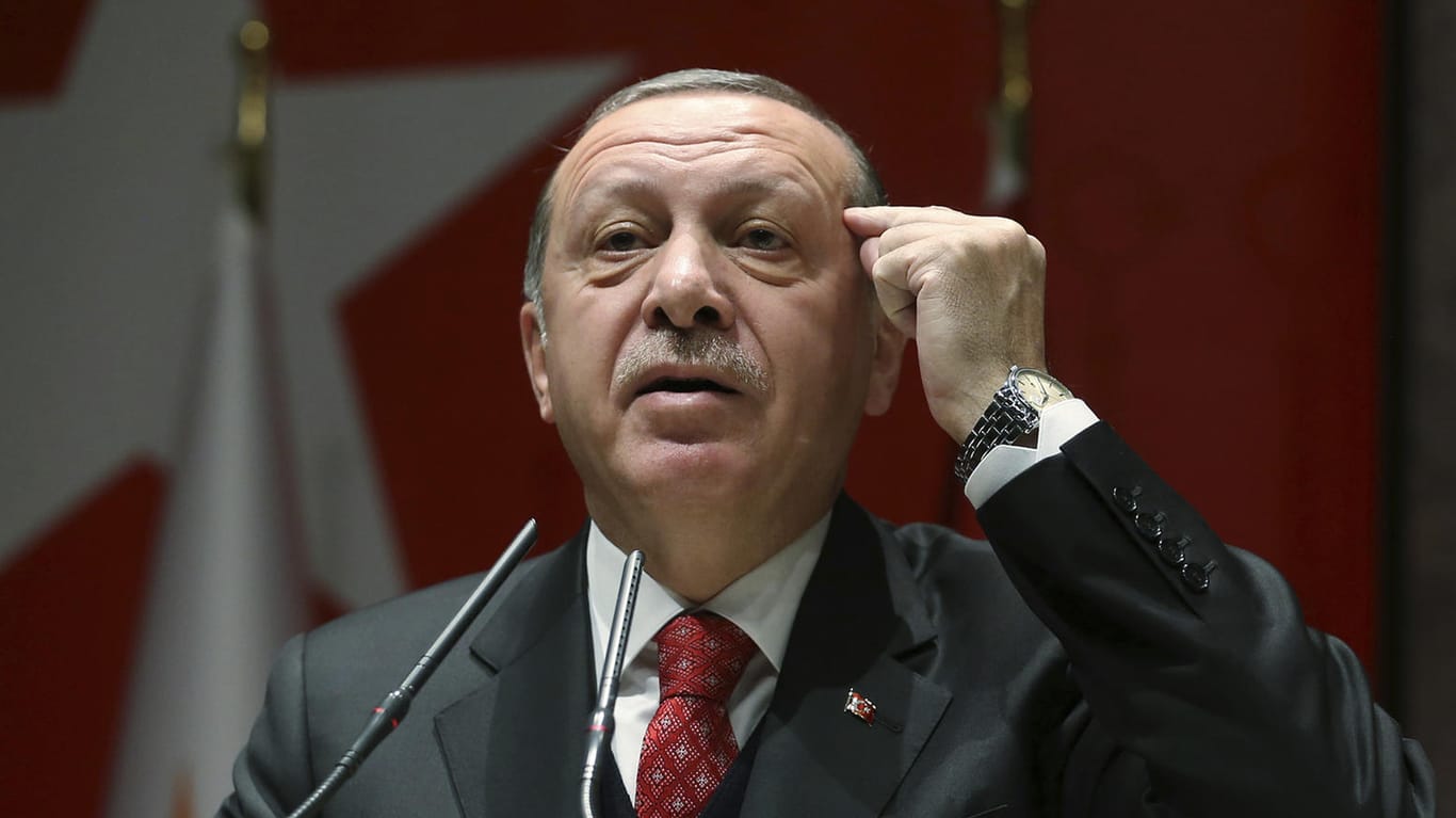 Hat der türkische Präsident Recep Tayyip Erdogan gegen Iran-Sanktionen verstoßen?