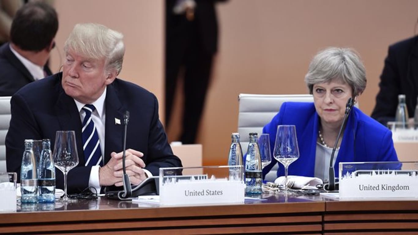 Frostige Stimmung: Donald Trump und die britische Premierministerin Theresa May beim G20-Gipfel in Hamburg.