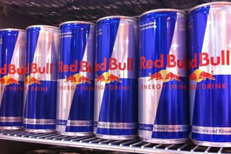 Red Bull darf die bekannte Farbkombi nicht schützen lassen.