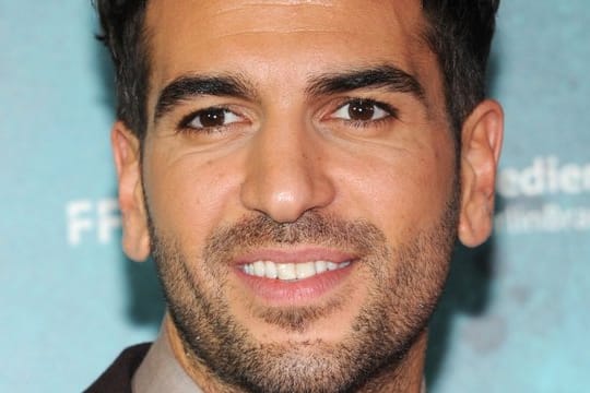 Der Schauspieler Elyas M'Barek spürt ein Klima der Feindseligkeit in Deutschland.