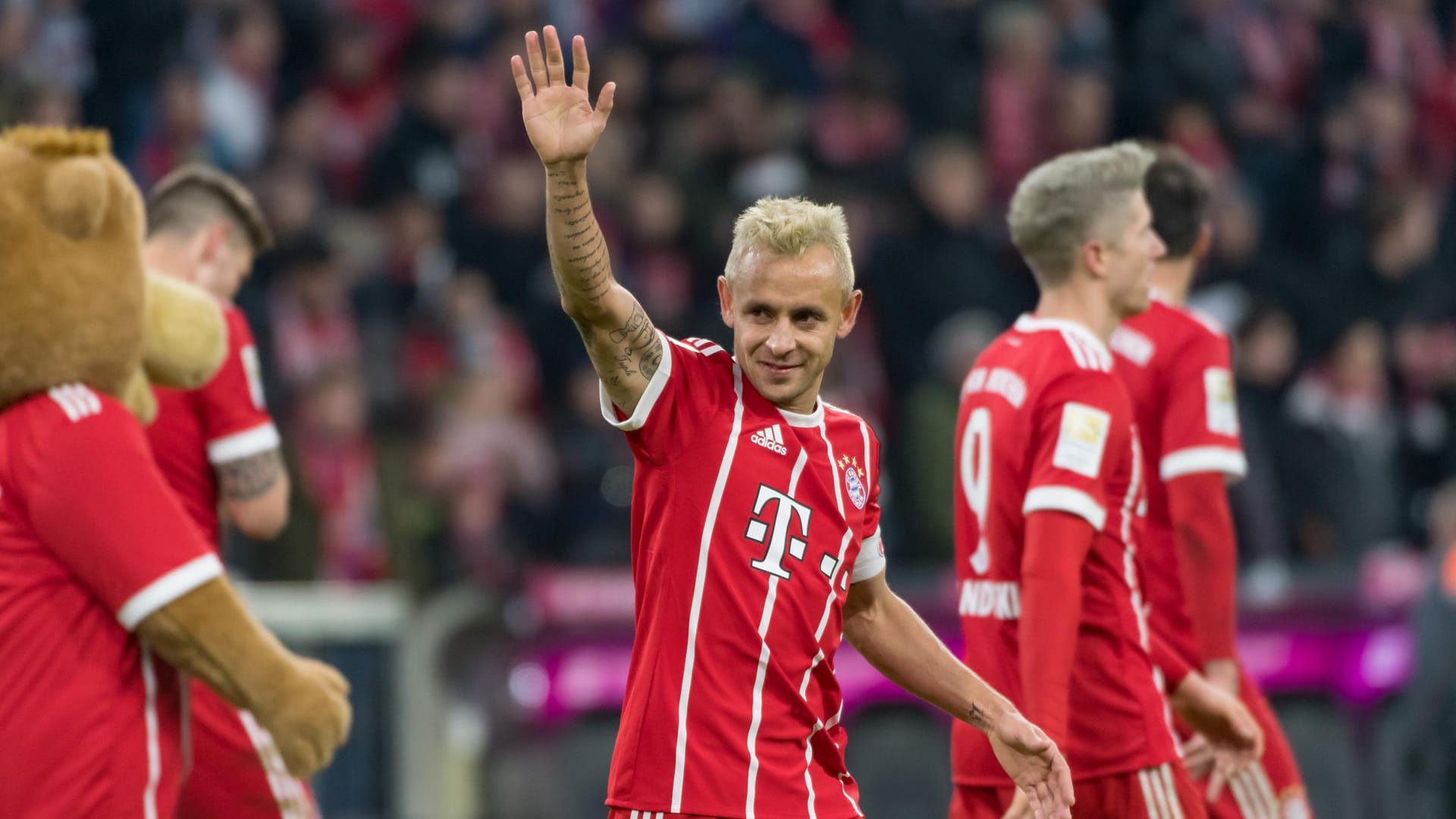 Good bye, FC Bayern? Rafinha will den Rekordmeister im Winter verlassen.