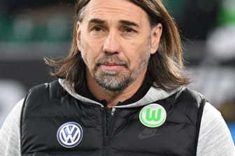 Martin Schmidt und seine Elf stehen nur mit knappem Vorsprung über den gefährlichen letzten drei Tabellenplätzen. Am Sonntag treffen sie auf Borussia Mönchengladbach.