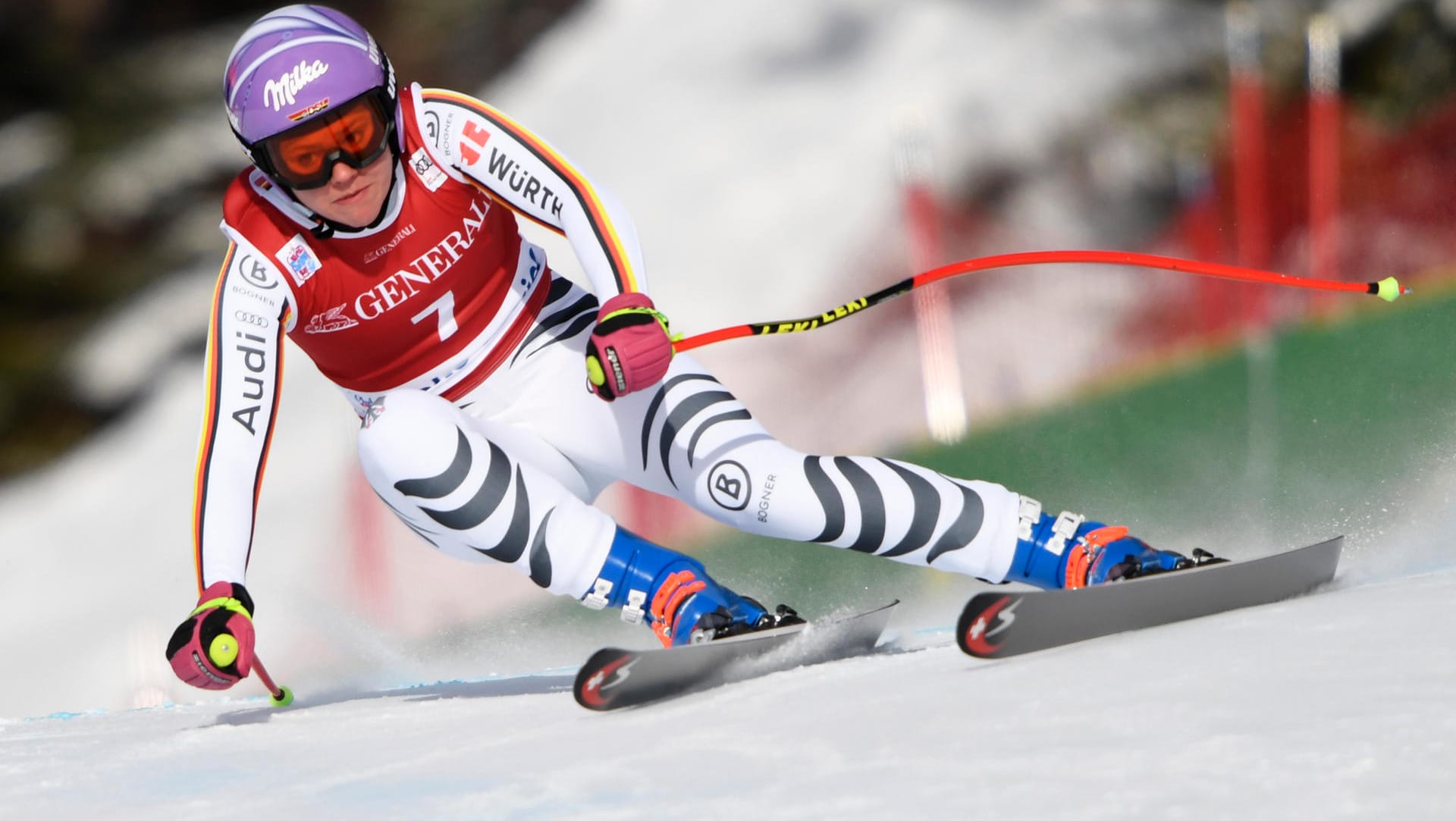 Viktoria Rebensburg beim Weltcup in Lake Louise.