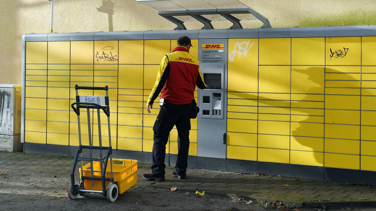 Der Absender der Bomben fordert von der DHL einen Millionenbetrag. (Symbolbild)